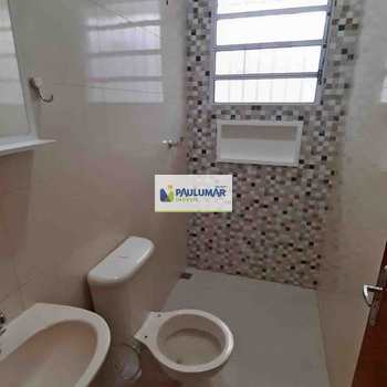 Casa em Mongaguá, bairro Vera Cruz