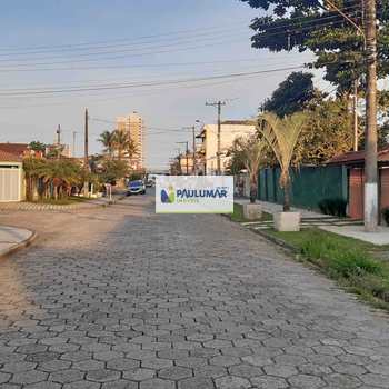 Casa em Mongaguá, bairro Vera Cruz