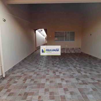 Casa em Mongaguá, bairro Vera Cruz