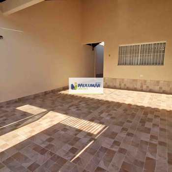 Casa em Mongaguá, bairro Vera Cruz