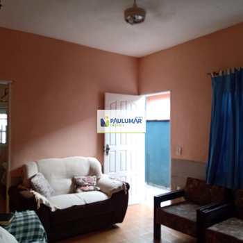 Casa em Mongaguá, bairro Balneário Itaóca