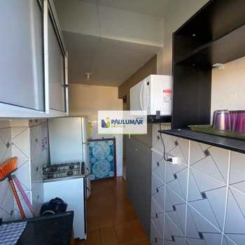 Apartamento em Mongaguá, bairro Jussara