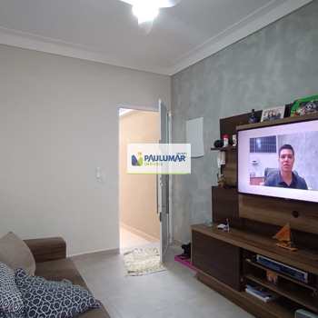 Casa em Mongaguá, bairro Jardim Aguapeu