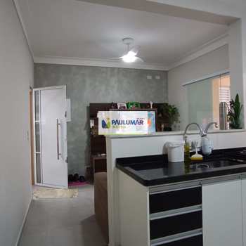Casa em Mongaguá, bairro Jardim Aguapeu