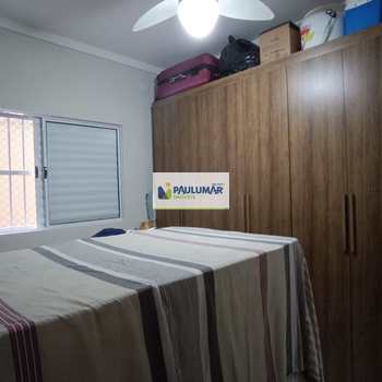 Casa em Mongaguá, bairro Jardim Aguapeu