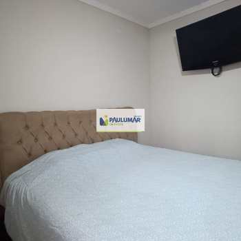 Casa em Mongaguá, bairro Jardim Aguapeu