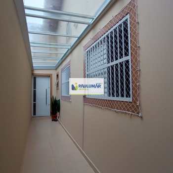 Casa em Mongaguá, bairro Jardim Aguapeu