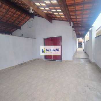 Casa em Mongaguá, bairro Vera Cruz
