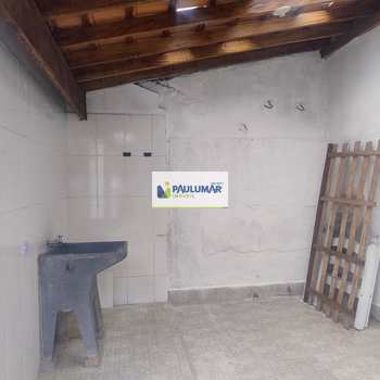Casa em Mongaguá, bairro Vera Cruz