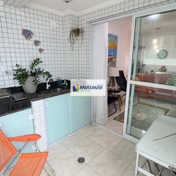 Apartamento em Mongaguá, bairro Centro