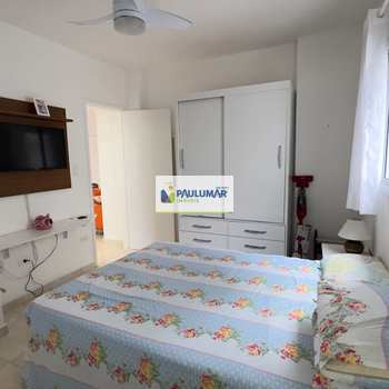 Apartamento em Mongaguá, bairro Centro