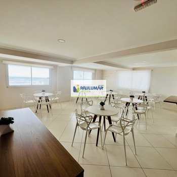 Apartamento em Mongaguá, bairro Centro