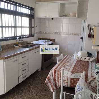Casa em Praia Grande, bairro Solemar