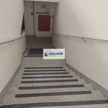 Apartamento em Praia Grande, bairro Real