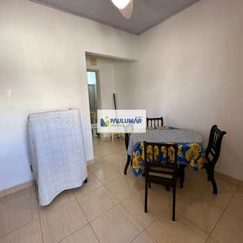 Apartamento em Mongaguá, bairro Centro