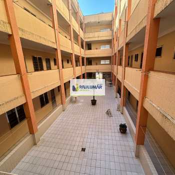 Apartamento em Mongaguá, bairro Centro