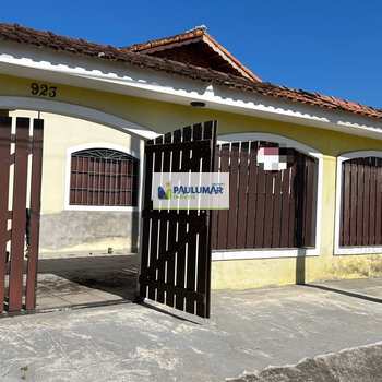 Casa em Mongaguá, bairro Agenor de Campos