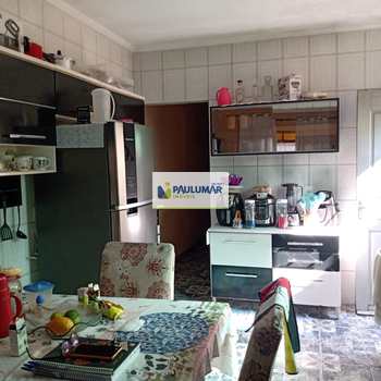 Casa em Mongaguá, bairro Chácara Itaguai