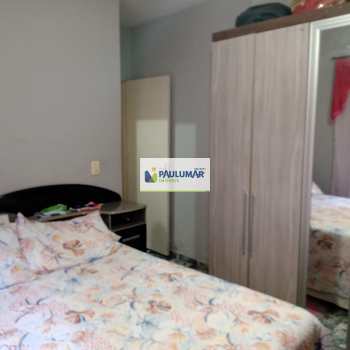 Casa em Mongaguá, bairro Chácara Itaguai
