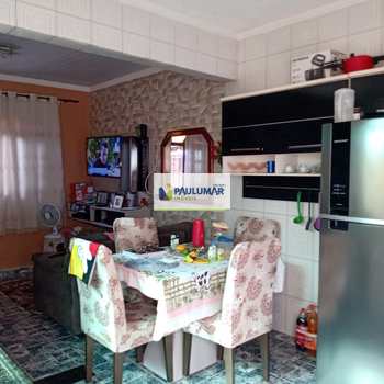 Casa em Mongaguá, bairro Chácara Itaguai