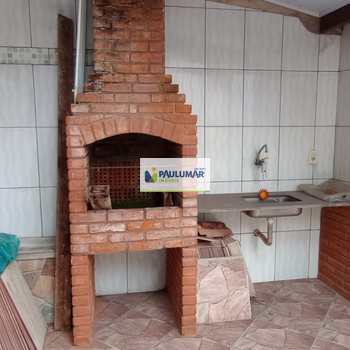 Casa em Mongaguá, bairro Vera Cruz