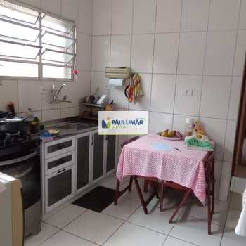 Casa em Mongaguá, bairro Vera Cruz