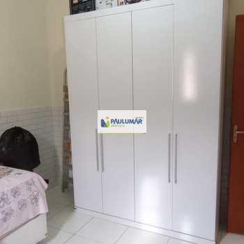 Casa em Mongaguá, bairro Vera Cruz