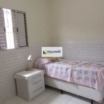 Casa em Mongaguá, bairro Vera Cruz