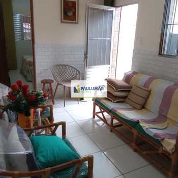 Casa em Mongaguá, bairro Vera Cruz