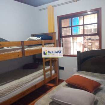 Casa em Mongaguá, bairro Vera Cruz