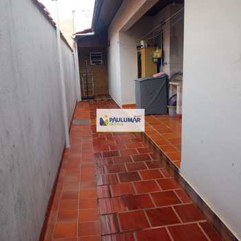 Casa em Mongaguá, bairro Vera Cruz
