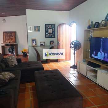 Casa em Mongaguá, bairro Vera Cruz