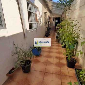 Casa em Mongaguá, bairro Vila Vera Cruz