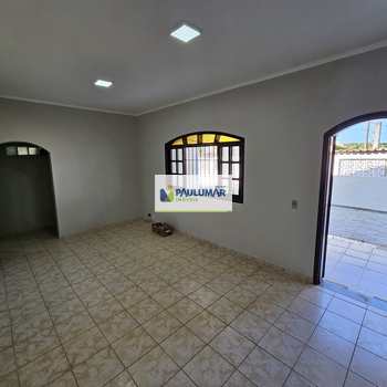 Casa em Mongaguá, bairro Agenor de Campos