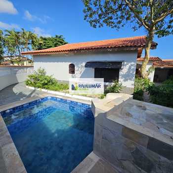 Casa em Mongaguá, bairro Agenor de Campos