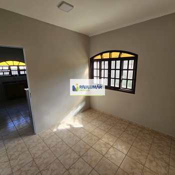 Casa em Mongaguá, bairro Agenor de Campos