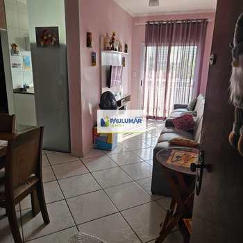 Apartamento em Mongaguá, bairro Vila São Paulo