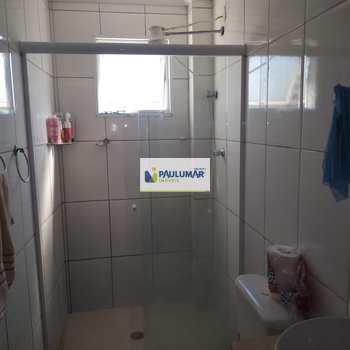 Apartamento em Mongaguá, bairro Vila Vera Cruz