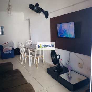 Apartamento em Mongaguá, bairro Vila Vera Cruz