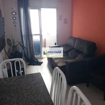 Apartamento em Mongaguá, bairro Vila Vera Cruz