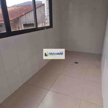 Apartamento em Mongaguá, bairro Centro