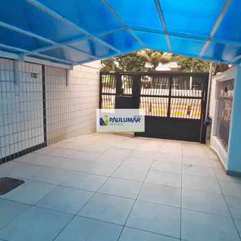 Apartamento em Mongaguá, bairro Centro