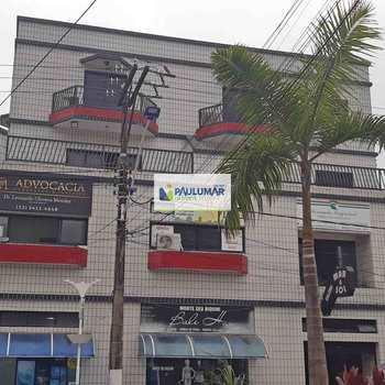 Apartamento em Mongaguá, bairro Centro