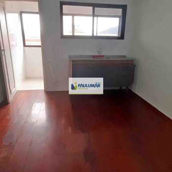 Apartamento em Mongaguá, bairro Centro