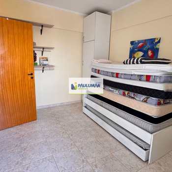 Apartamento em Mongaguá, bairro Vila Vera Cruz