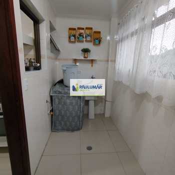 Apartamento em Mongaguá, bairro Centro