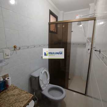Apartamento em Mongaguá, bairro Centro