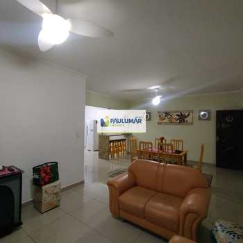 Apartamento em Mongaguá, bairro Centro