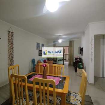 Apartamento em Mongaguá, bairro Centro