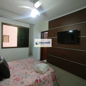 Apartamento em Mongaguá, bairro Centro